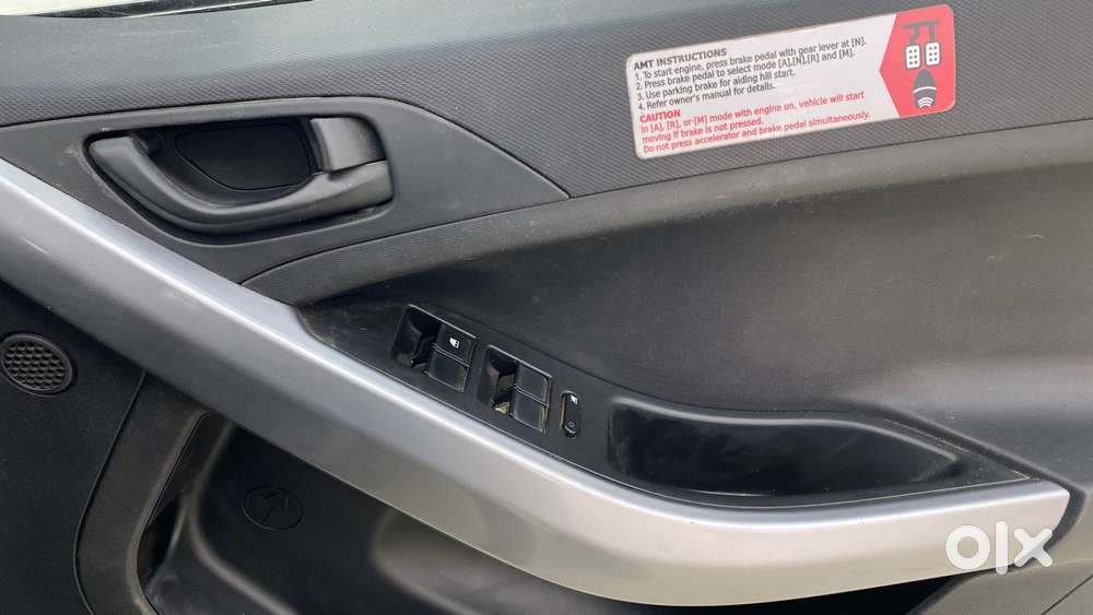 Tata Nexon 1.5 Revotorq Xma Plus (s) Amt, 2022, Petrol