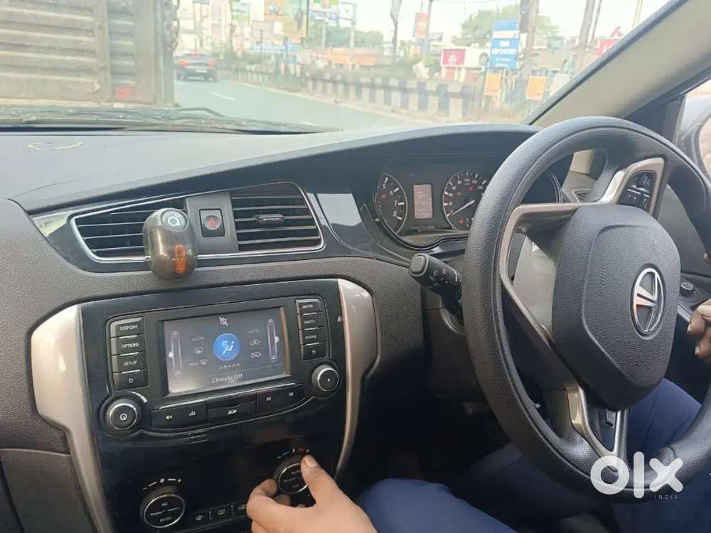 (2019-model) Cf-34, Tax-24, Tata Bolt (2 Air Bags, Abs & Ebd 1.2 Xt-rt