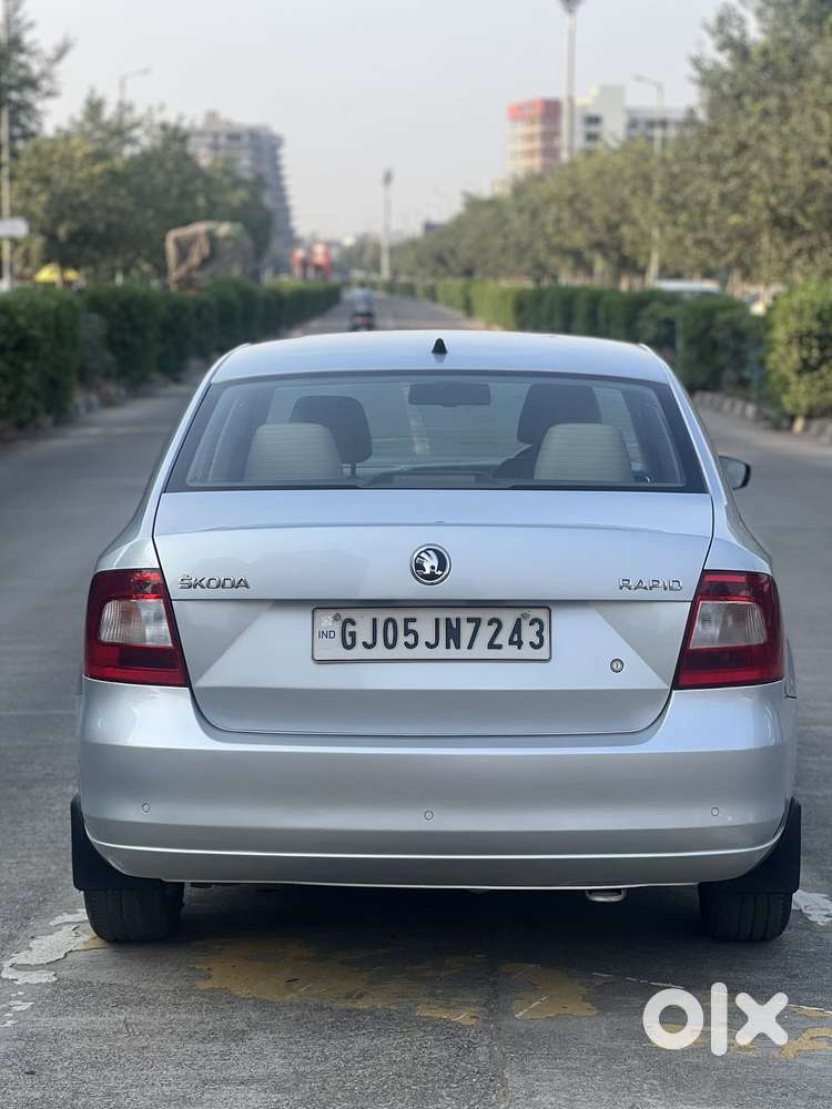 Skoda Rapid 1.5 Tdi Style/1.5 At Style, 2016, Diesel