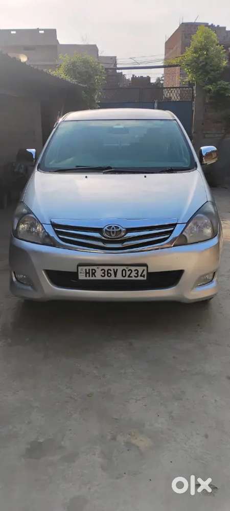 Toyota Innova 2014 Diesel Well Maintained