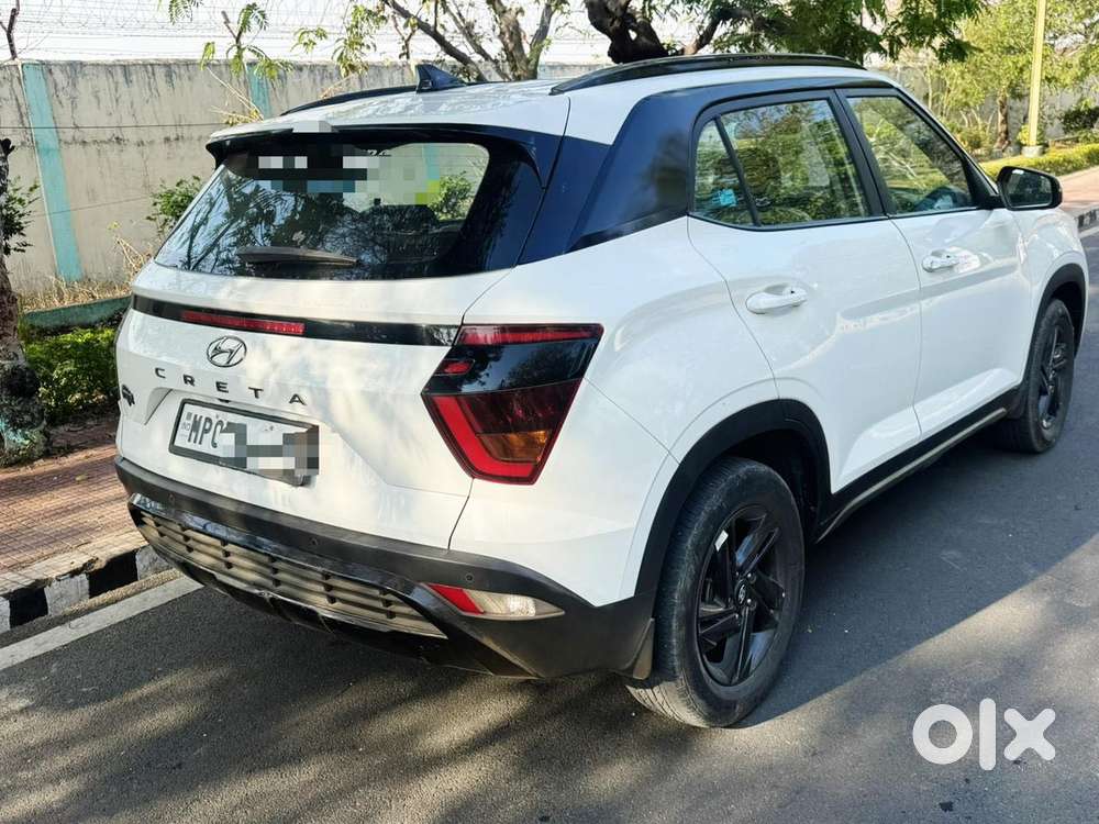 Hyundai Creta 1.5 S Plus Knight Petrol Dual Tone, 2023, Diesel