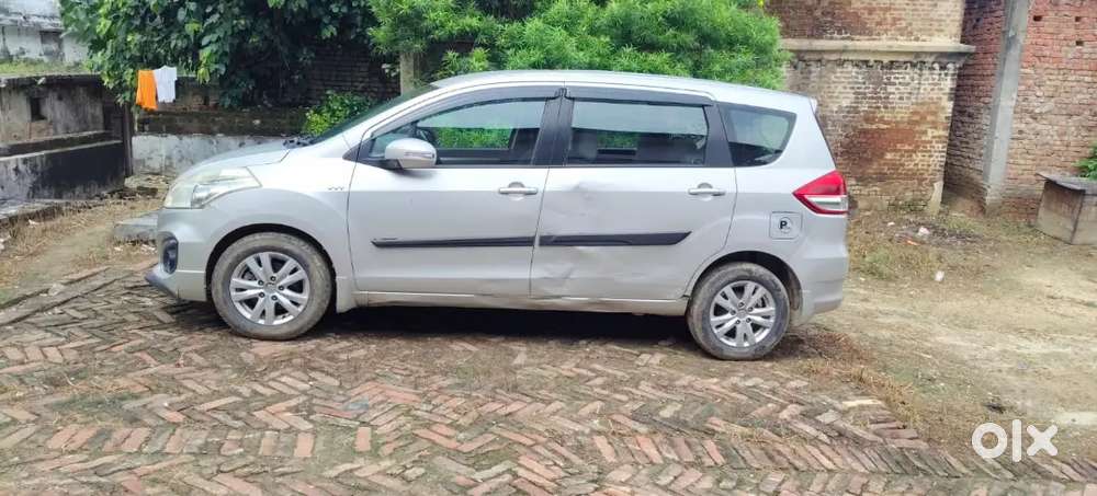 Good Condition Car And We'll All Part And Accessories