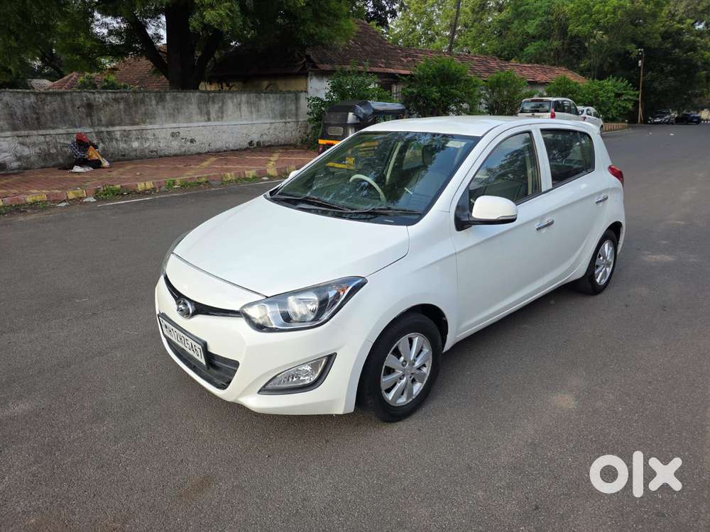 Hyundai I20 Asta 1.4 Crdi With Avn 6 Speed, 2012, Diesel