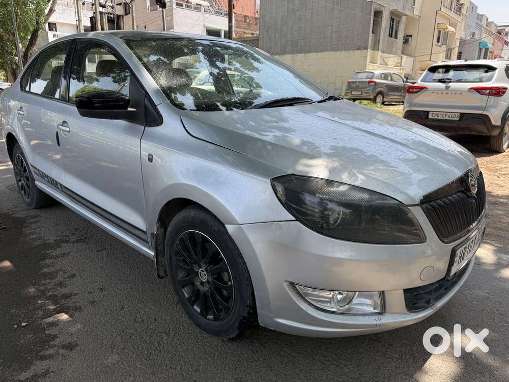 Skoda Rapid 1.5 Elegance Tdi At Black Package, 2015, Diesel