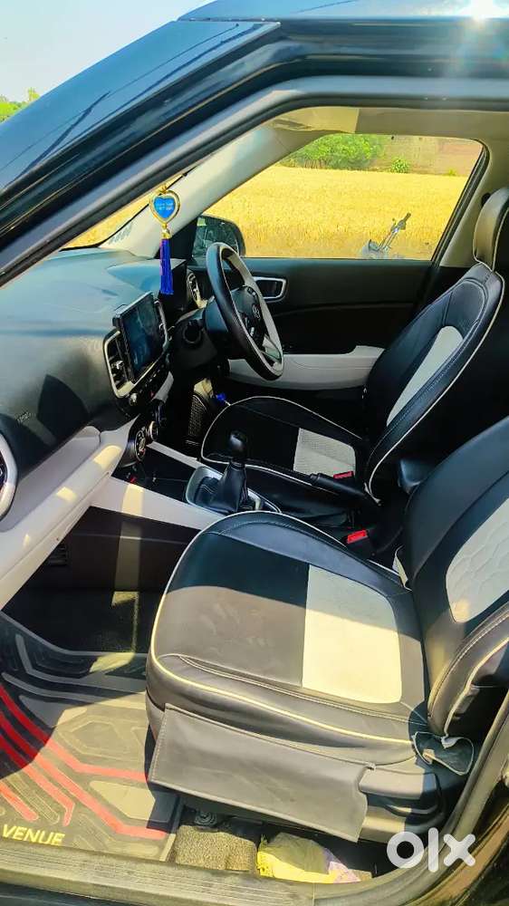 Hyundai Venue 2024 Petrol Good Condition