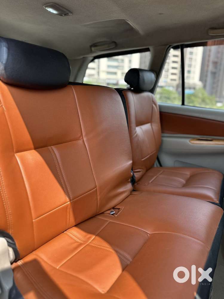 Toyota Innova 2.5 V 7 Str, 2010, Diesel