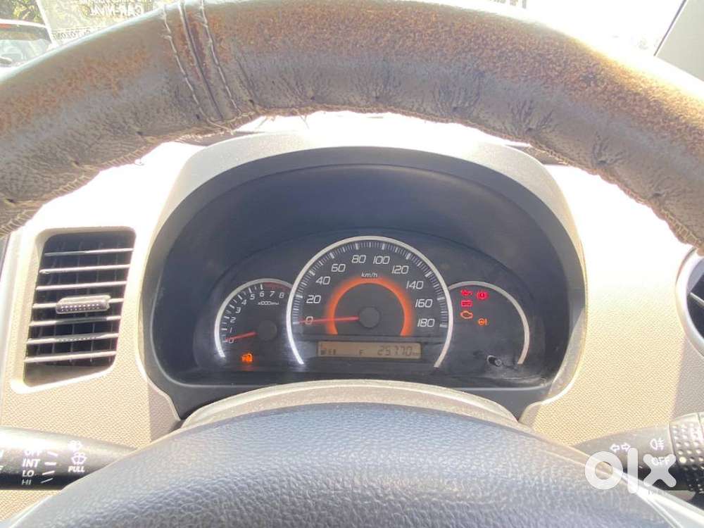 Maruti Suzuki Wagon R Vxi, 2013, Petrol