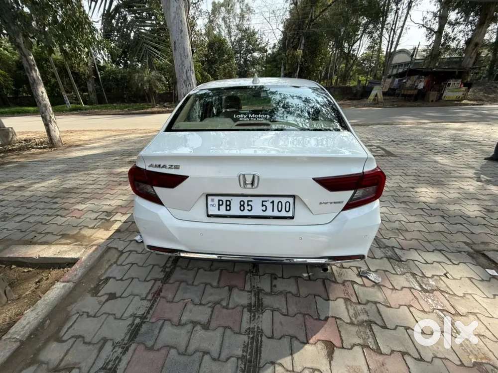 Honda Amaze 2nd Gen 2023 Petrol 45000 Km Driven