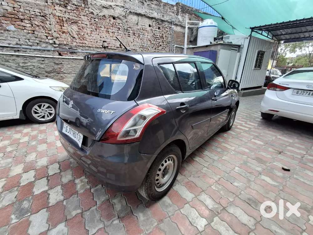 2017 Maruti Suzuki Swift Lxi