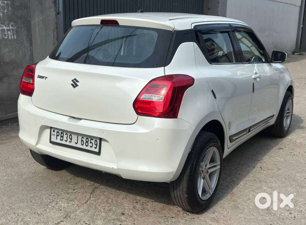 Maruti Suzuki Swift, 2021, Petrol
