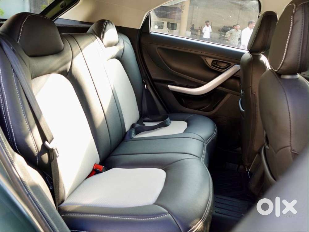 Tata Nexon 1.5 Revotorq Xm (s), 2021, Petrol