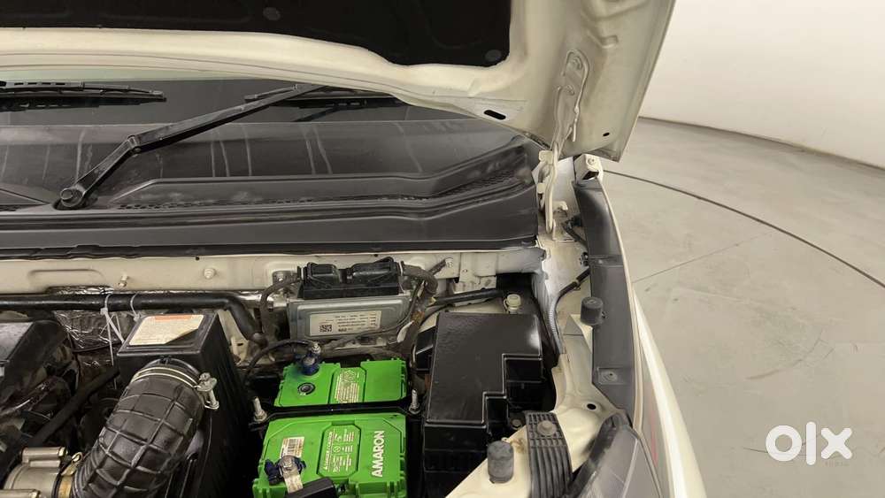 Mahindra Kuv 100 2016-2017 Mfalcon G80 K8, 2016, Petrol