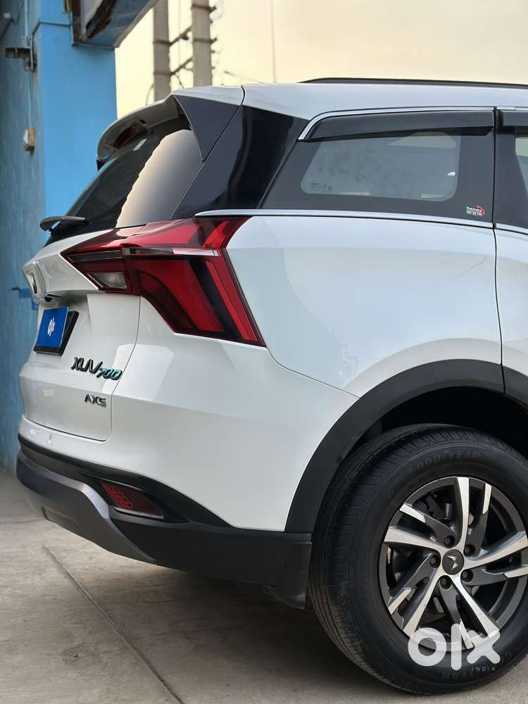 Mahindra Xuv700 2.2 Ax 5 Diesel At Str, 2022, Diesel