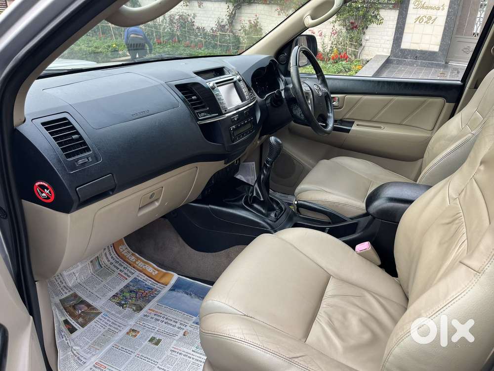 Toyota Fortuner 2011-2016 4x2 Manual, 2015, Diesel