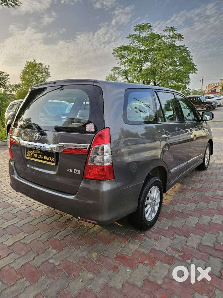 Toyota Innova 2.5 Vx 7 Str, 2014, Diesel