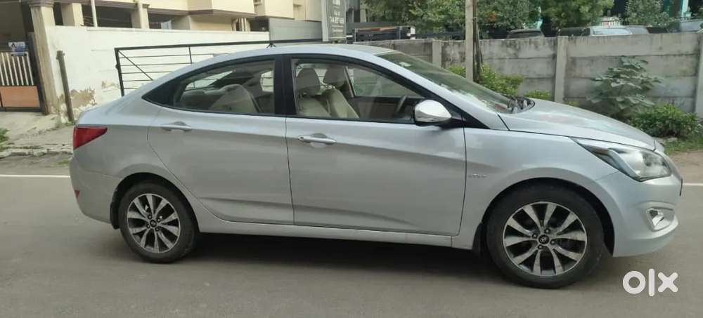 Hyundai Fluidic Verna 2016 Petrol 64000 Km Driven
