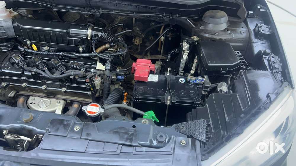 Maruti Suzuki Vitara Brezza 1.5 Vxi At, 2021, Petrol