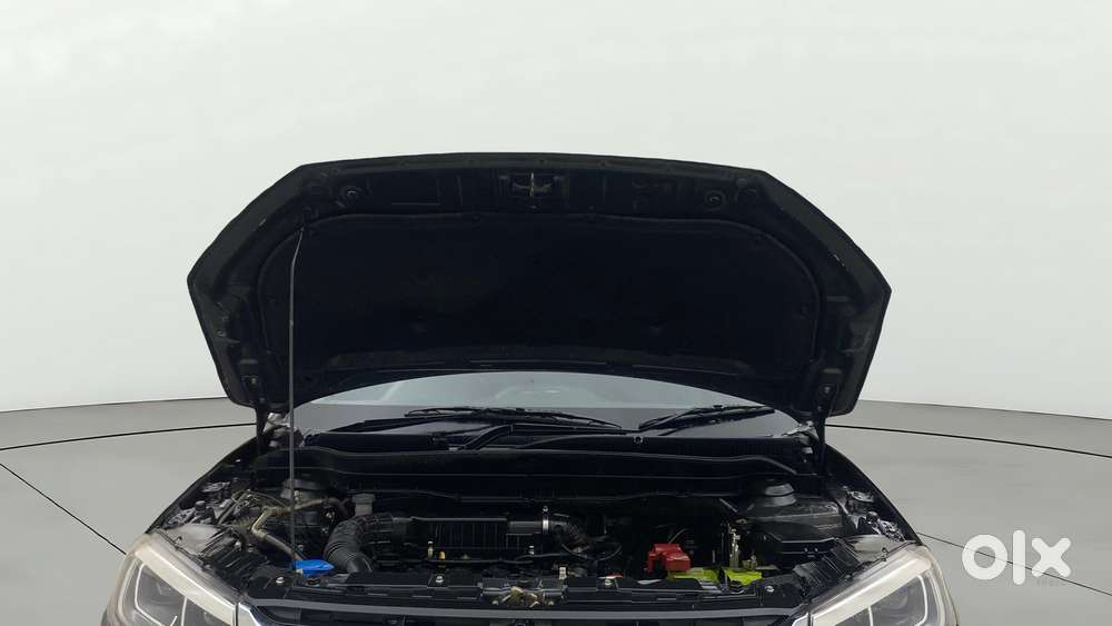 Maruti Suzuki Vitara Brezza 1.5 Zxi, 2022, Petrol