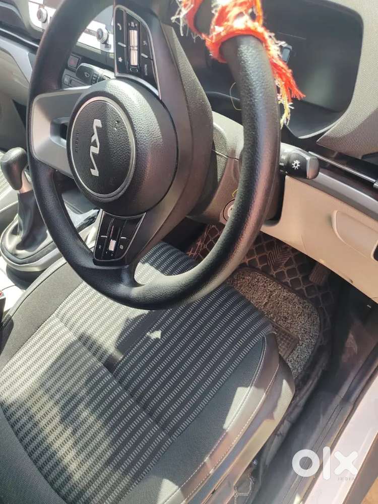 Kia Carens 1.5 Prestige Km Driven 8000