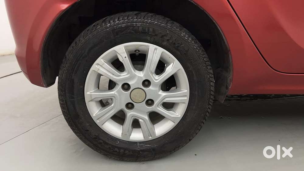 Tata Tiago Xz, 2017, Petrol