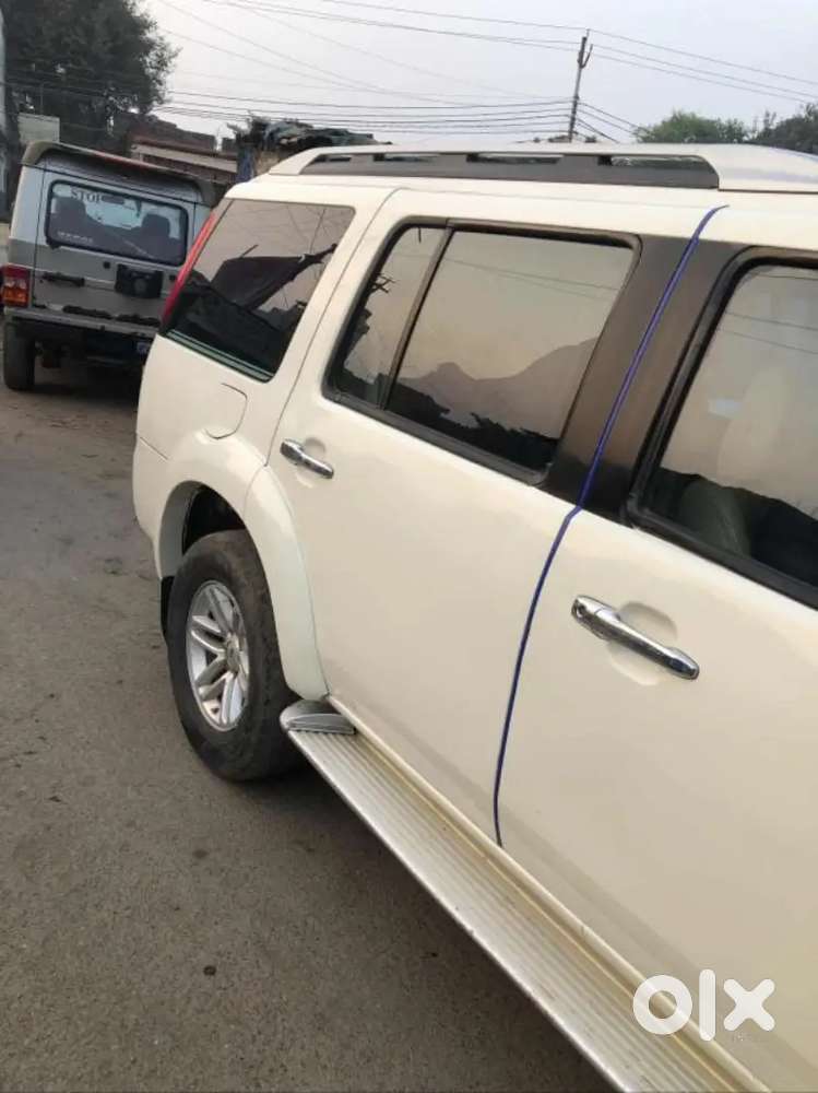 Ford Endeavour 2012 Diesel Well Maintained