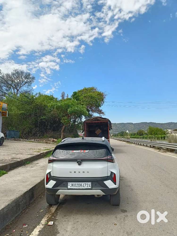 Tata Nexon 2024 Petrol Well Maintained
