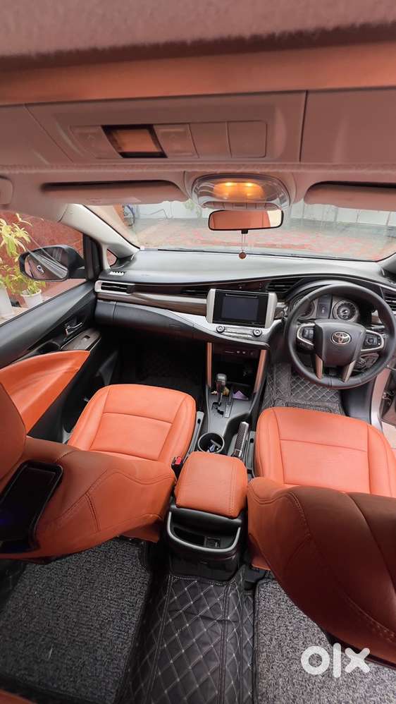 Toyota Innova Crysta 2017