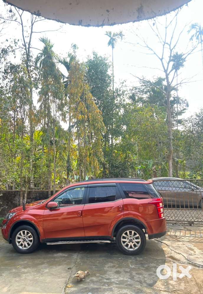 Xuv500 W10 Top Model
