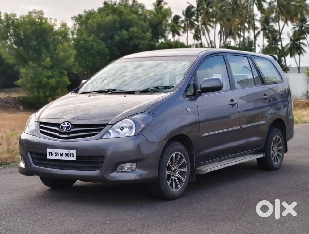 Toyota Innova 2.5 G (diesel) 7 Seater, 2011, Diesel
