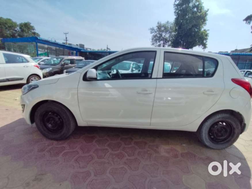 Hyundai I20 Magna 1.2 Mt, 2014, Petrol
