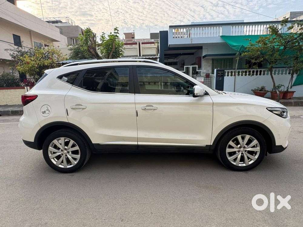 Mg Astor Zs Vti-tech Cvt Sharp, 2022, Petrol