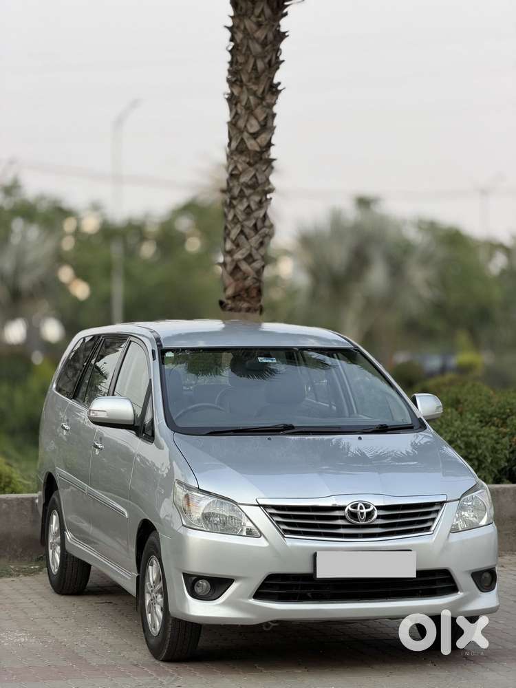 Toyota Innova 2.5 V 7 Str, 2012, Diesel