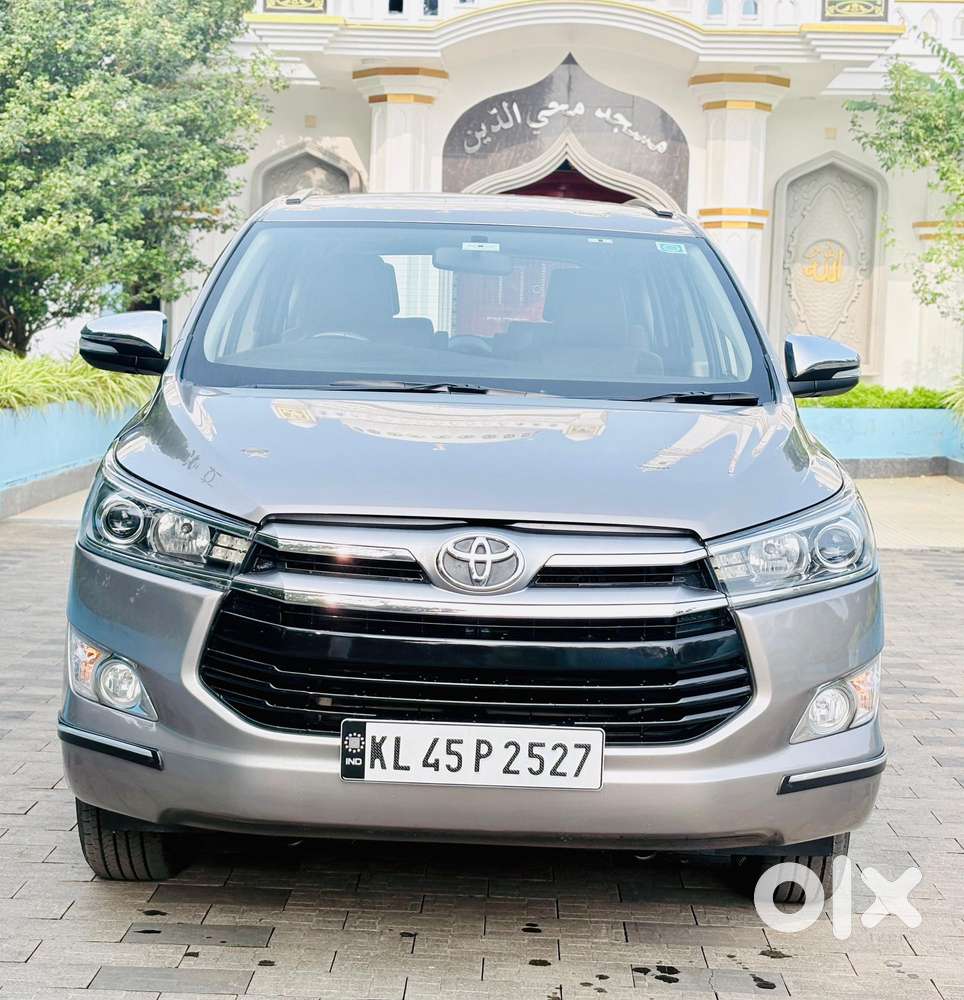 Toyota Innova Crysta 2.8z Automatic, 2016, Diesel