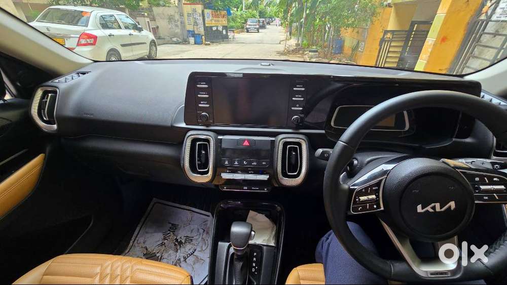 Kia Sonet Very New Condition