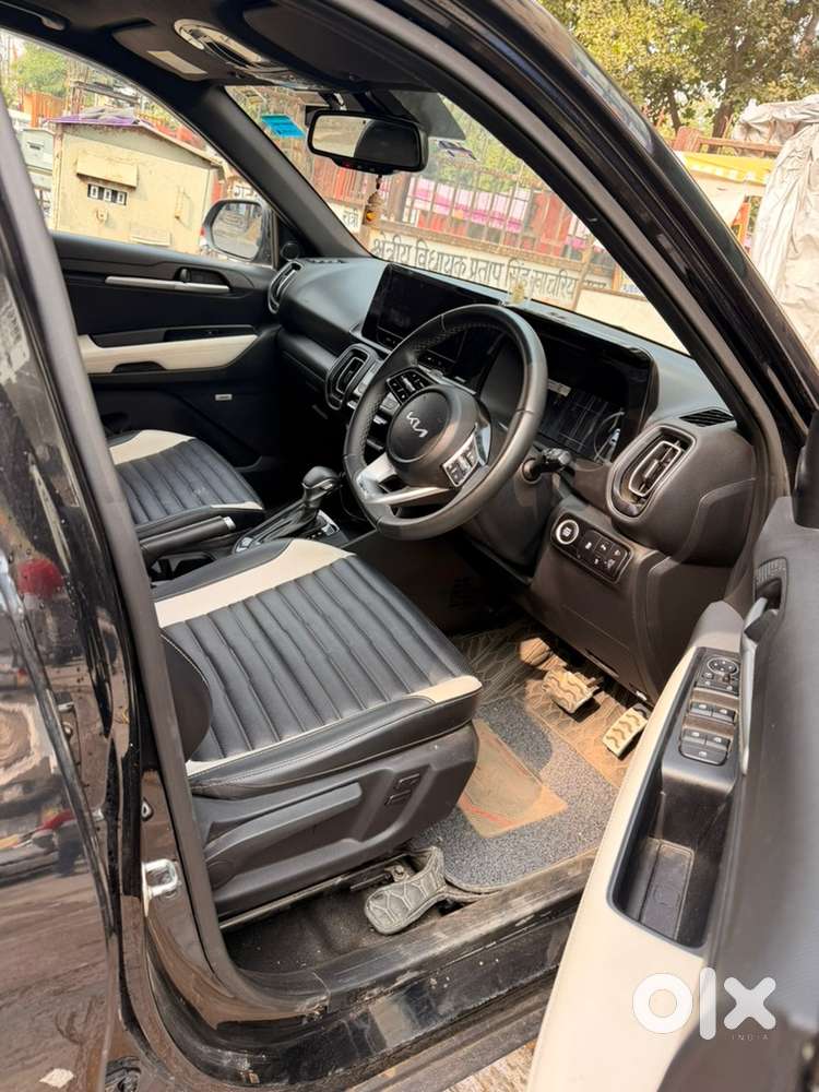 Kia Sonet 2024 Petrol 9800 Km Driven