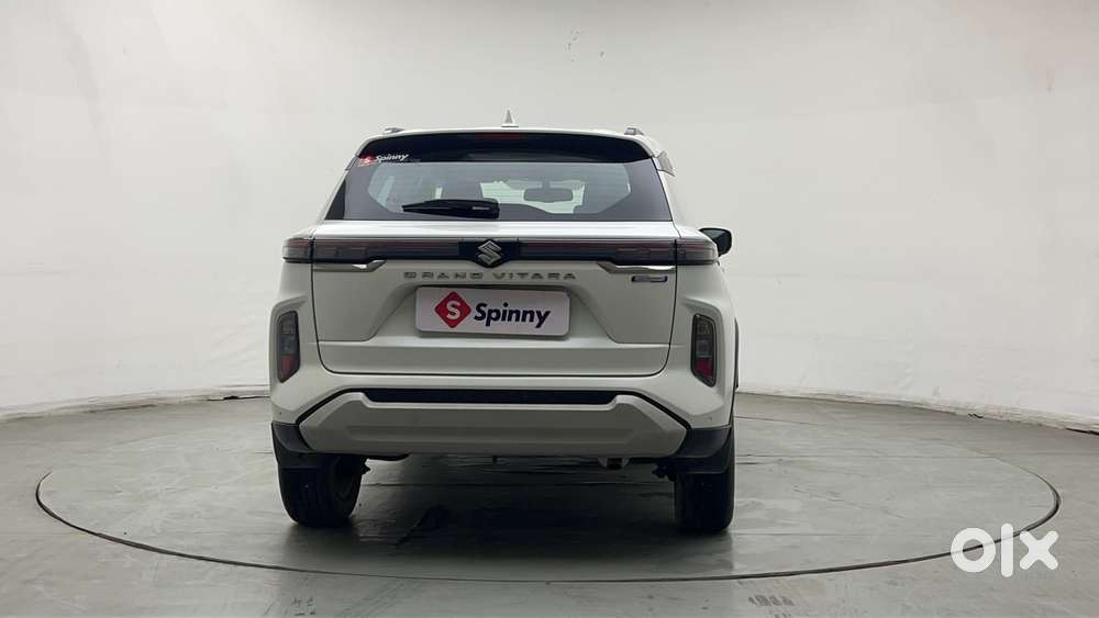 Maruti Suzuki Grand Vitara 1.5 Alpha Smart Hybrid At, 2023, Petrol
