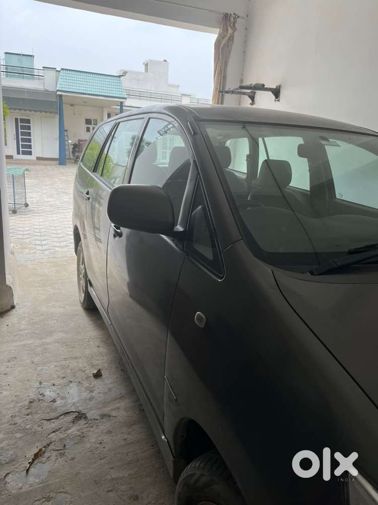 Toyota Innova Diesel 2012