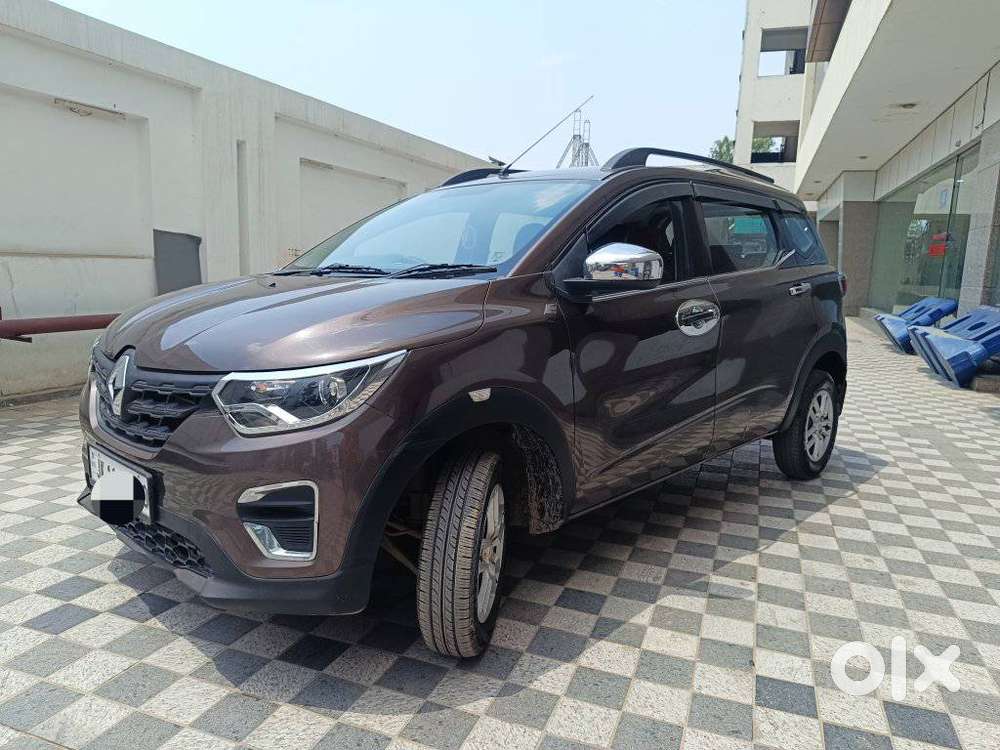 Renault Triber Rxl, 2023, Petrol