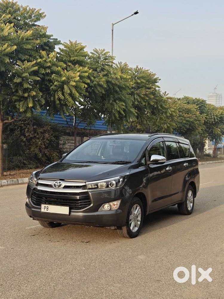 Toyota Innova Crysta 2.4 Z 7 Str, 2017, Diesel