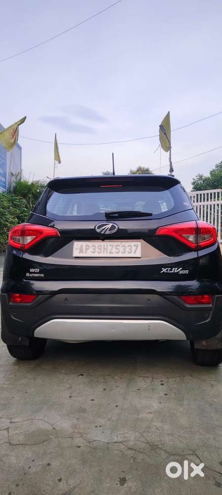 Mahindra Xuv300 W8 Diesel, 2021, Diesel