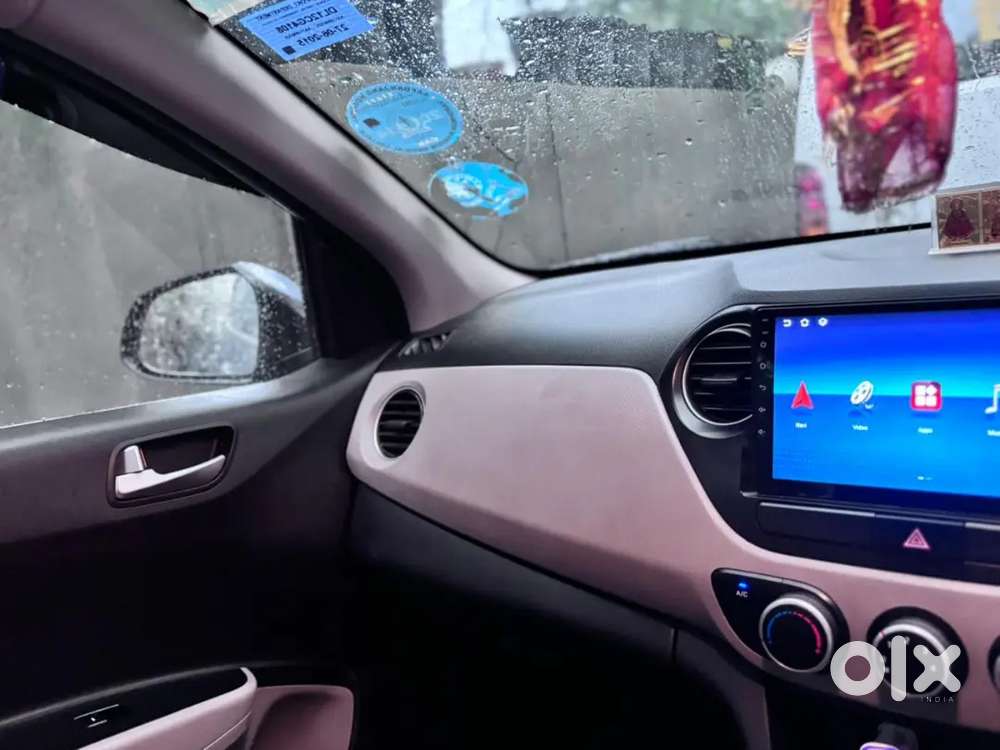 Hyundai Grand I10 Sportz 2015 Diesel Car