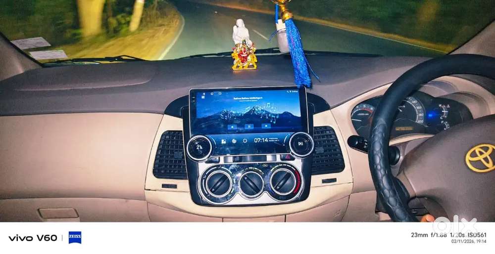 Toyota Innova 2005 Diesel 257000 Km Driven