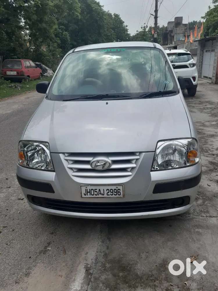 Hyundai Santro Xing:-  1.1l / 63bhp / 20kmpl / Ps+ac+pw / Reliable