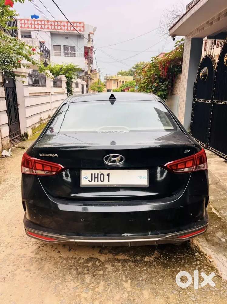 2022 Hyundai Verna Crdi Mileage Driven Car
