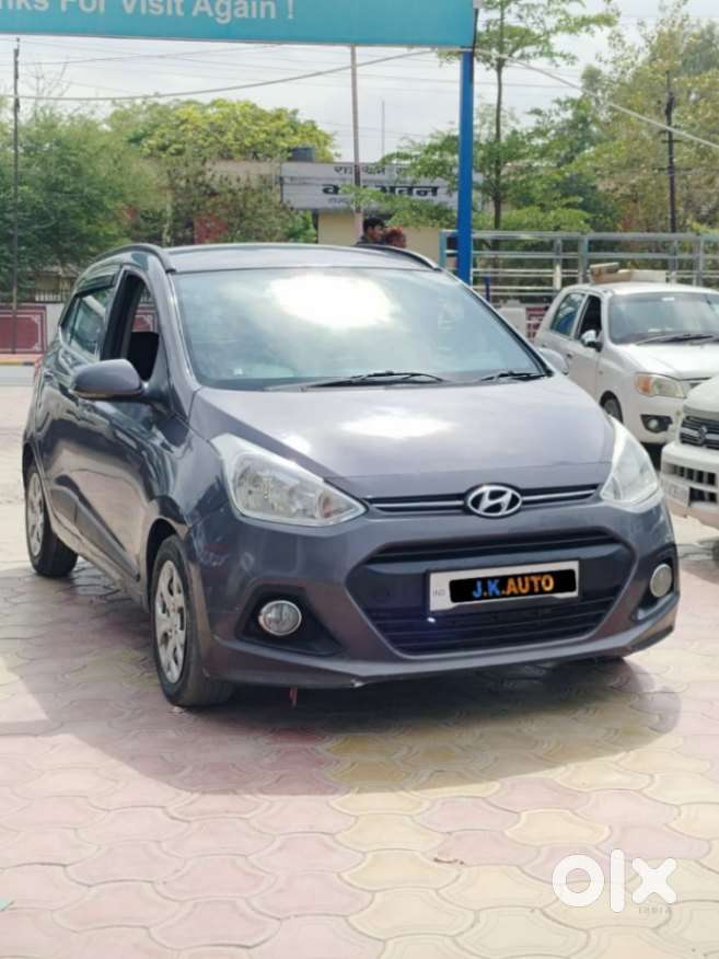 Hyundai Grand I10 Sportz O 1.2, 2015, Petrol