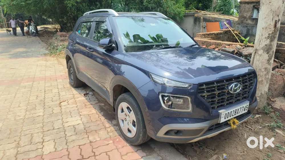Hyundai Venue 2022 Petrol Good Condition