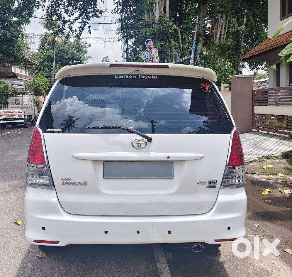 Toyota Innova 2.5 Gx 7 Str Bs-iii, 2009, Diesel