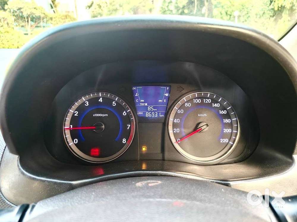Hyundai Verna [ ] Fluidic 4s 1.6 Vtvt S (o) Mt, 2015, Petrol