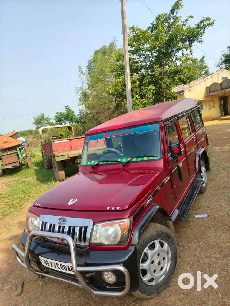Bolero Plus 9 Seater