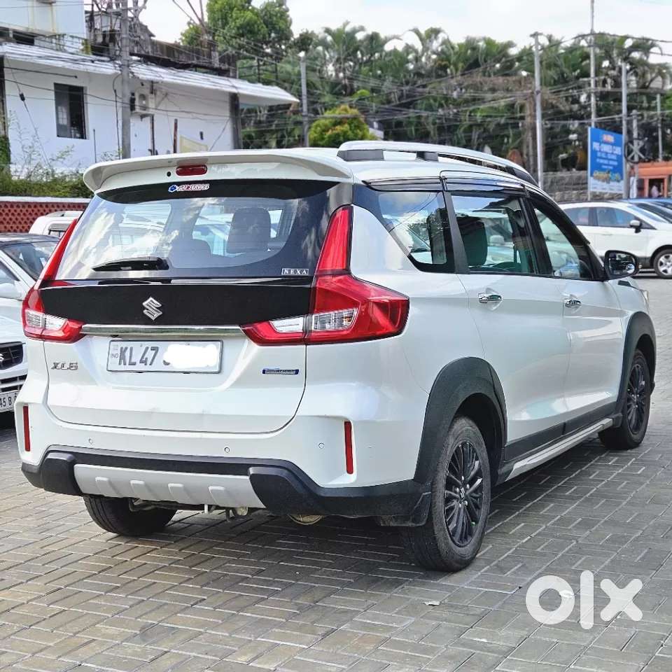 Maruti Suzuki Xl6 1.5 Alpha At, 2019, Petrol